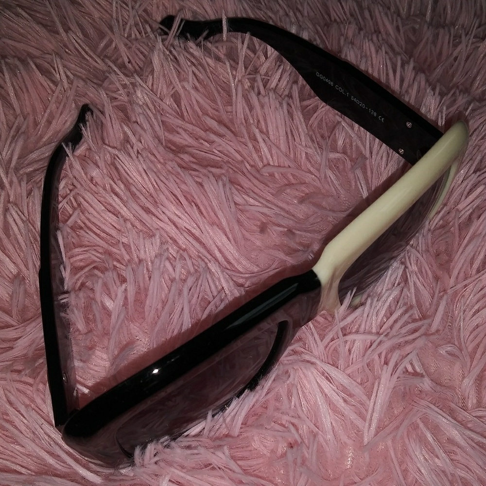 Split color Sunglasses - Picture 4 of 6